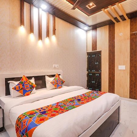 Fabhotel Uma Yugul Ayodhya Exterior foto